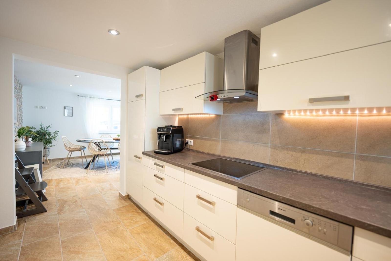 -Stadthaus Ida- Mit Grosser Dachterasse, Am Schlosspark, Luftkurort Kisslegg, Boxspringbetten, Kaffeevollautomat, Smarttv, Familienfreundlich, Grosszuegig, Zentral Exterior foto